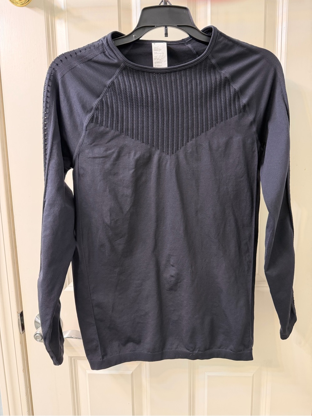 Fabletics top
